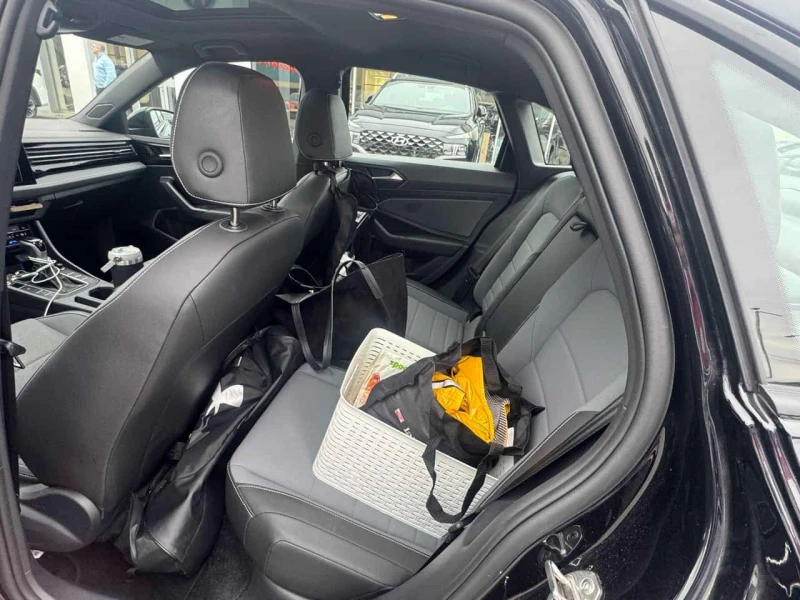 VW Jetta * Comfortline * 2 КЛЮЧА* KEYLESS* ПОДГРЕВ* , снимка 14 - Автомобили и джипове - 53578047