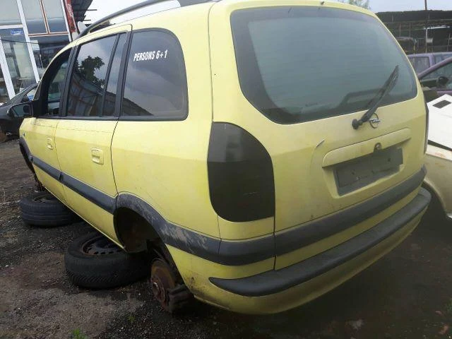 Opel Zafira 9 броя на части бензин и дизел , снимка 8 - Автомобили и джипове - 22786975