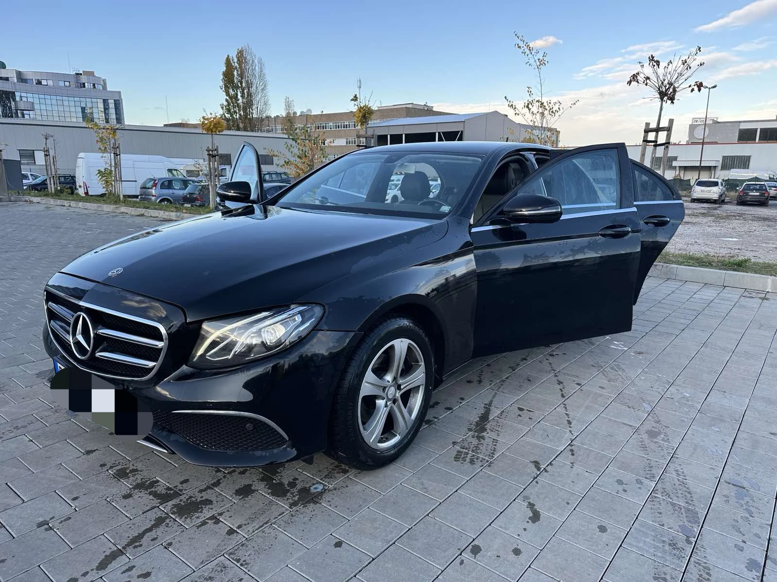 Mercedes-Benz E 200 d, снимка 1