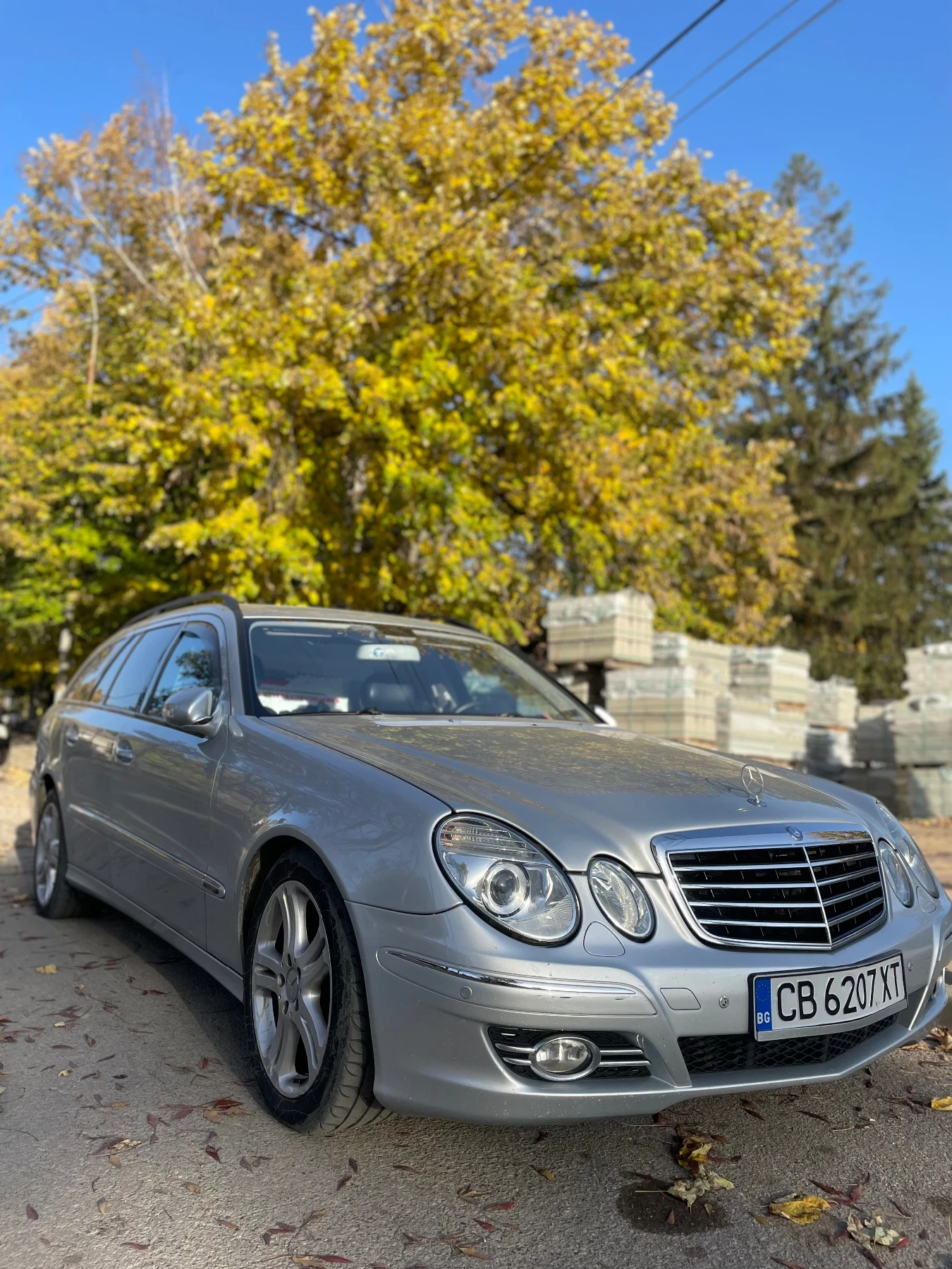 Mercedes-Benz E 320, снимка 1