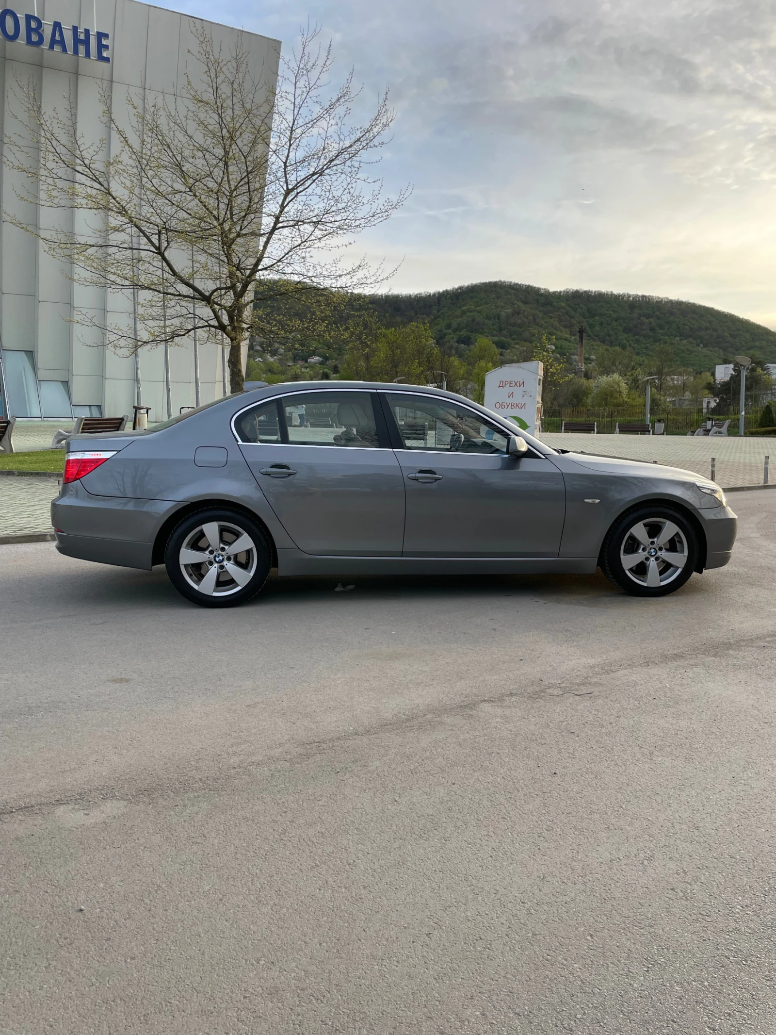 BMW 530 530XI FACE - изображение 8