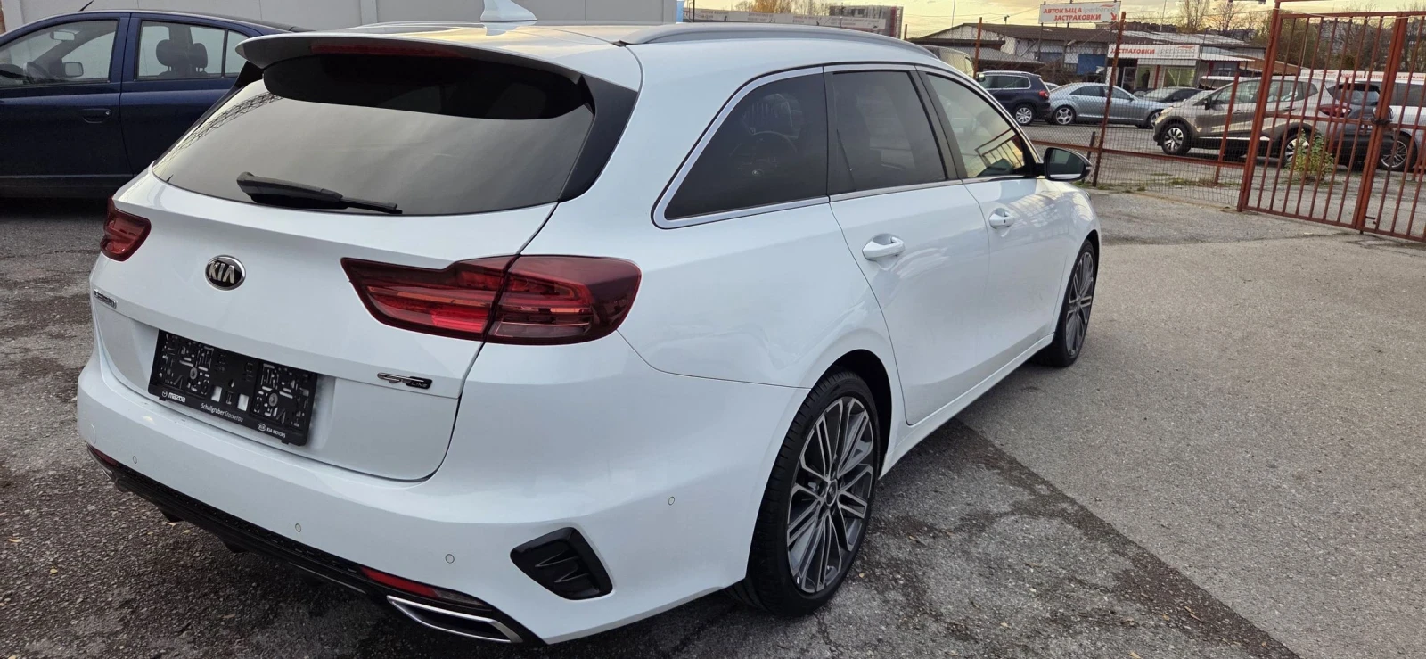 Kia Ceed 1.6CRDI /136кс/Автоматик/GTline Edition/Топ/Евро6D - изображение 7