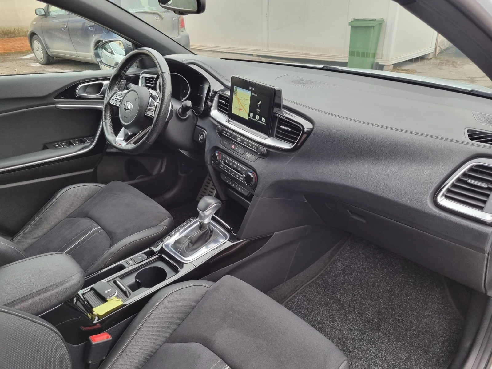 Kia Ceed 1.6CRDI /136кс/Автомат/GT line/Топ/Евро6D | Mobile.bg — изображение 11