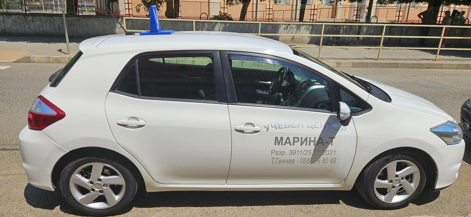 Toyota Auris  - изображение 5