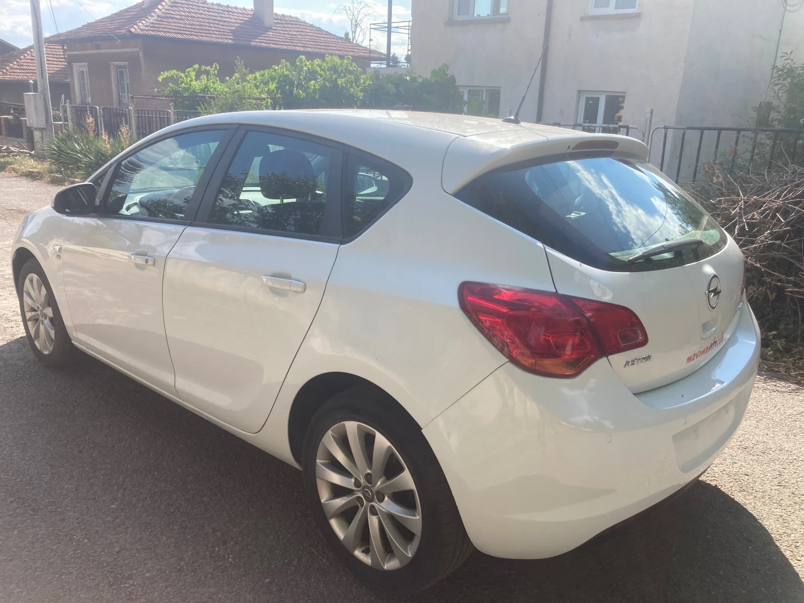 Opel Astra 1.4i - изображение 4