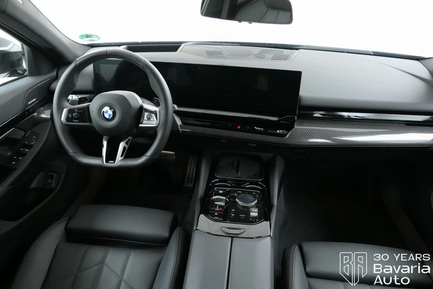 BMW 520 d xDrive Touring M Sport Paket - изображение 6