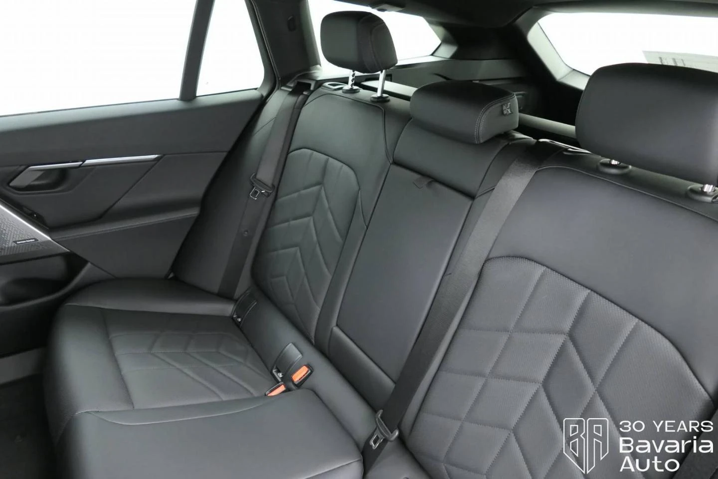 BMW 520 d xDrive Touring M Sport Paket - изображение 8