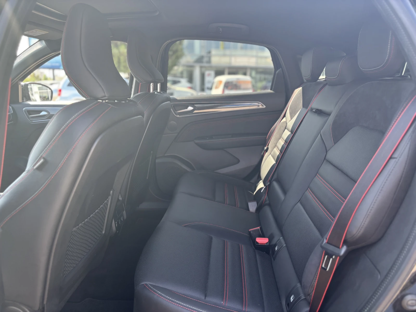 Renault Arkana TCe 160 EDC R.S. LINE - изображение 9