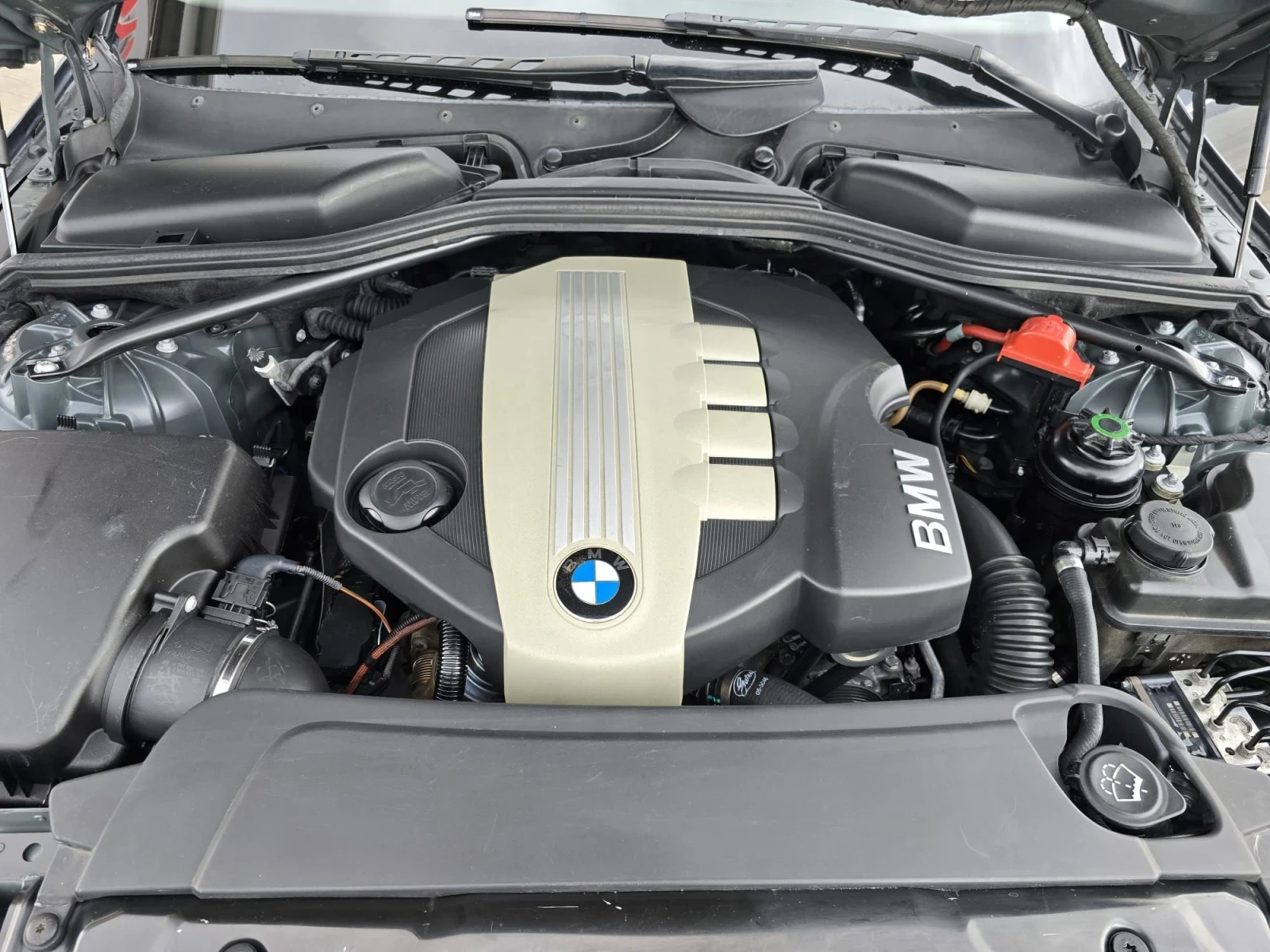 BMW 520 2.0D | Mobile.bg   14