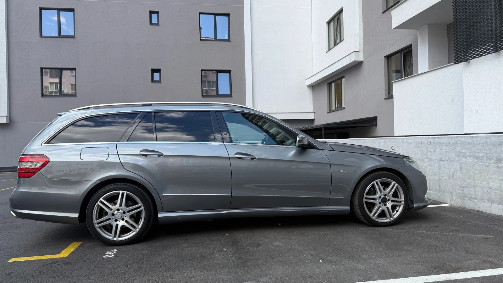 Mercedes-Benz E 350  - изображение 7