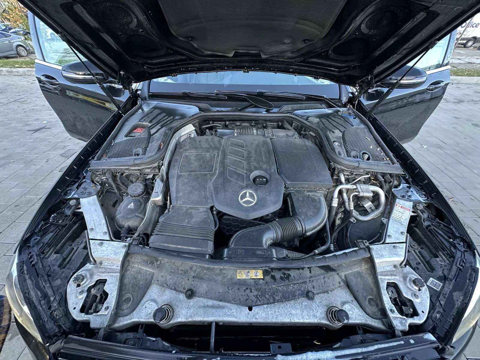 Mercedes-Benz E 200 d - изображение 10