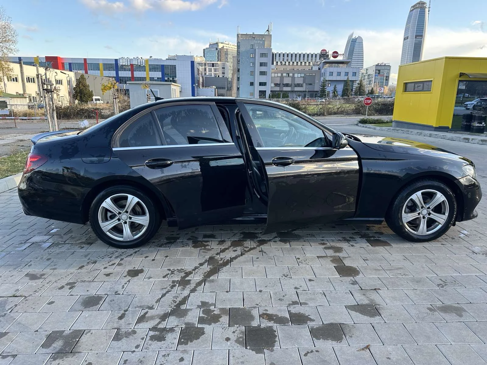 Mercedes-Benz E 200 d - изображение 8