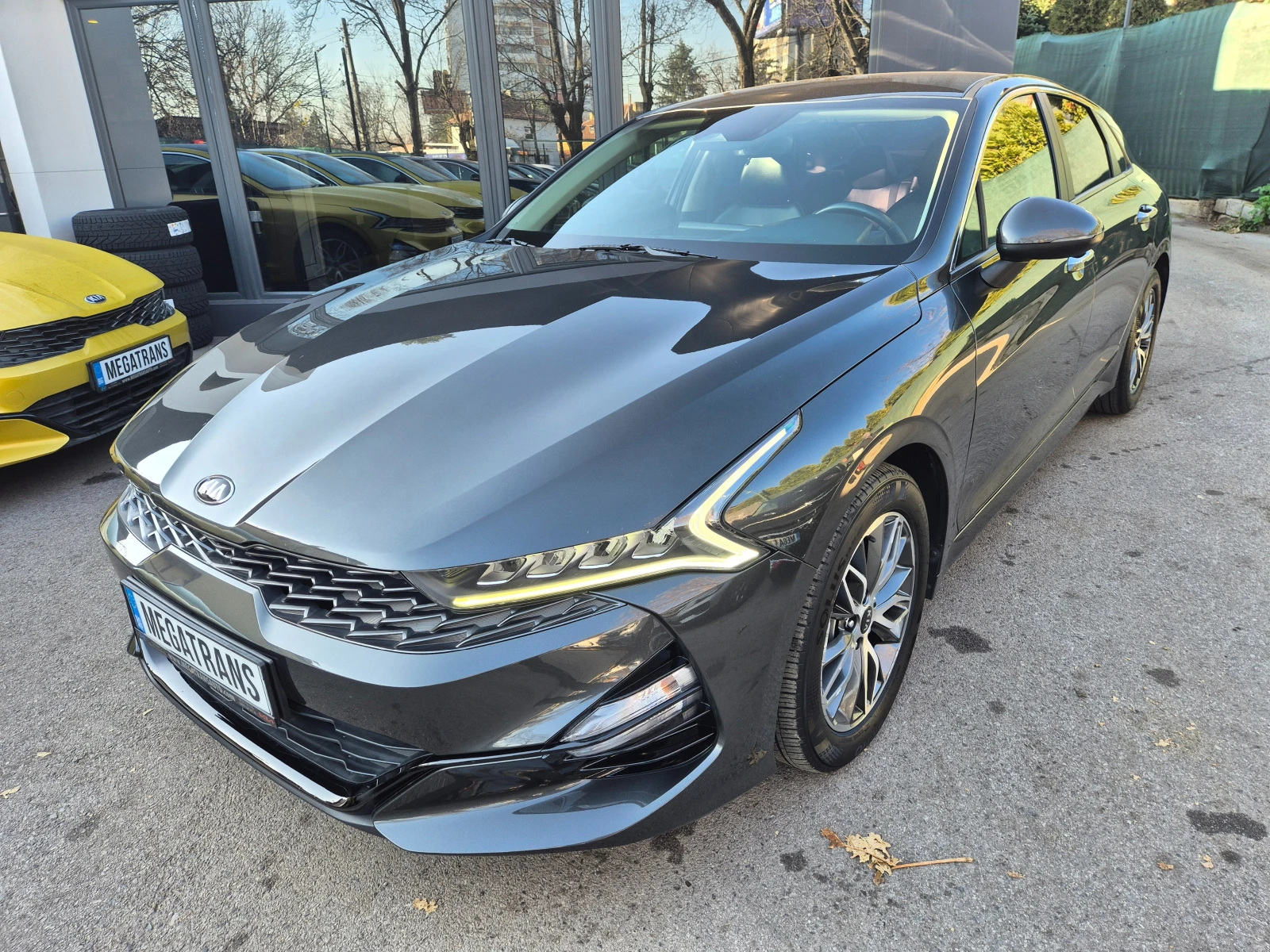 Kia K5 2.0 cm3 LPG - изображение 2