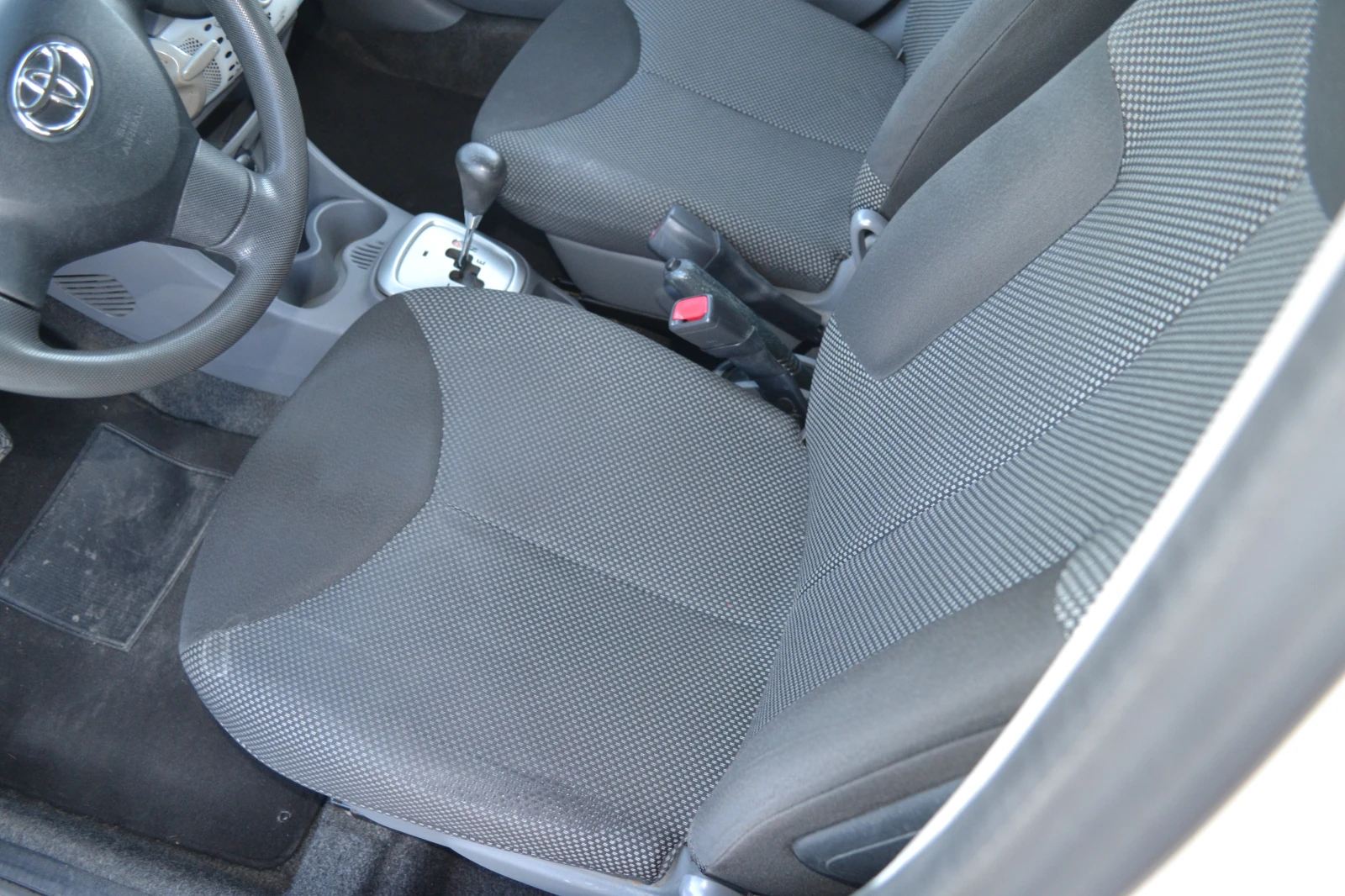 Toyota Aygo 1.0I-AVTOMAT - изображение 7