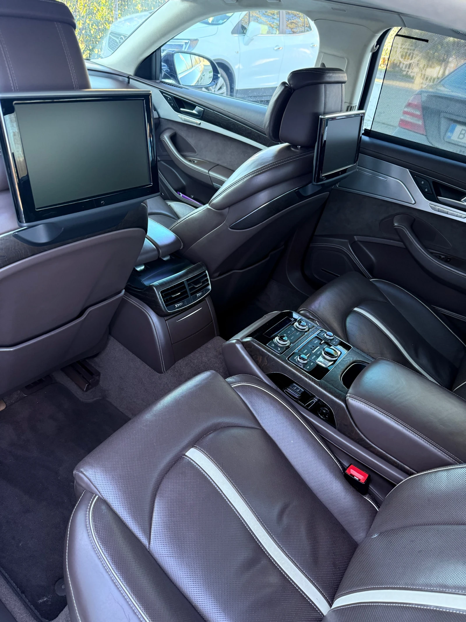 Audi A8  - изображение 6