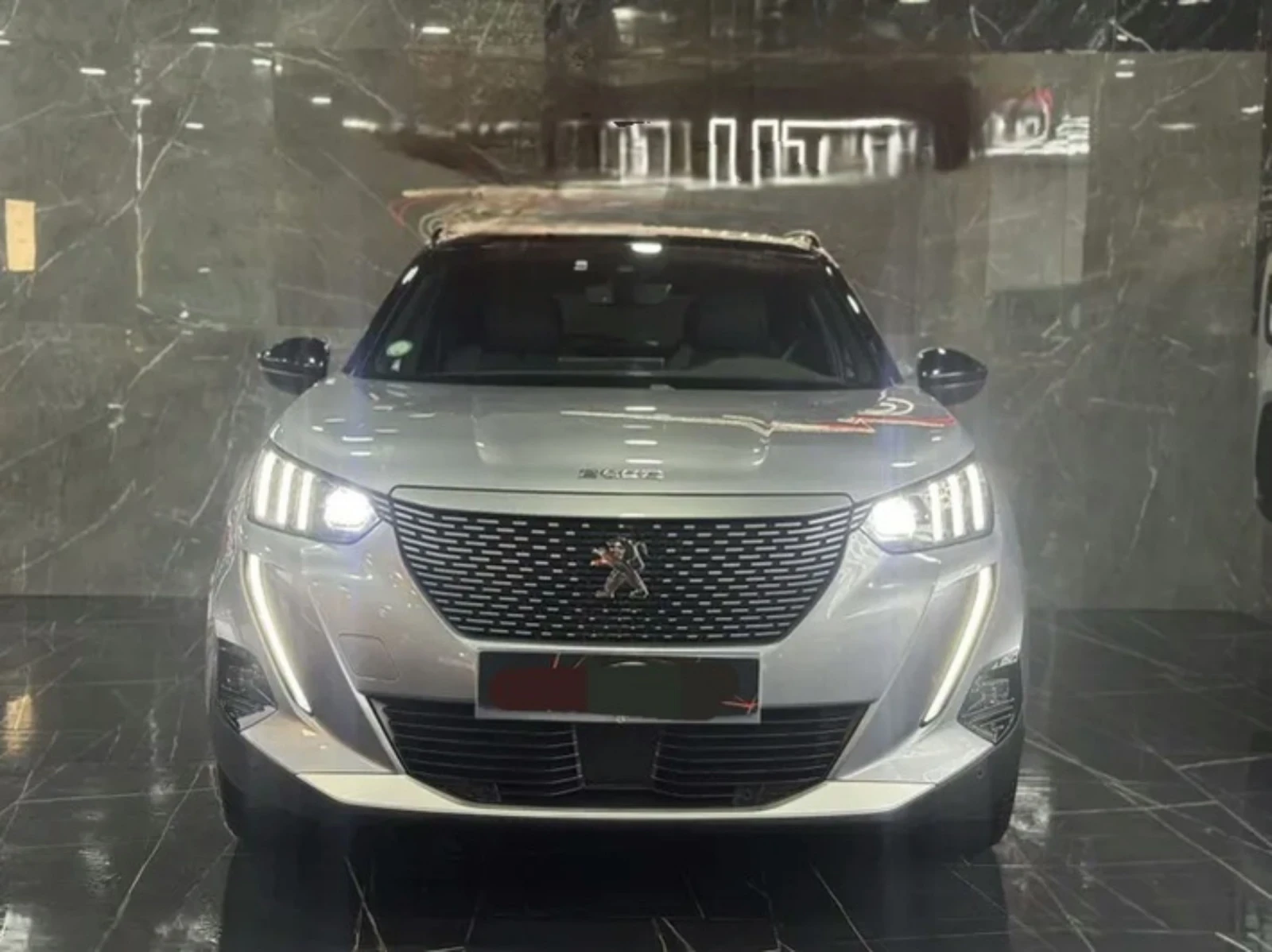 Peugeot 2008 GT ELECTRIC 136  - изображение 2