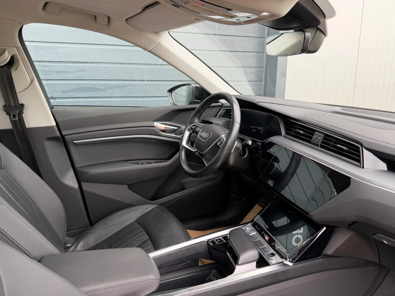 Audi E-Tron 50 Quattro 2019 Launch edition  - изображение 10