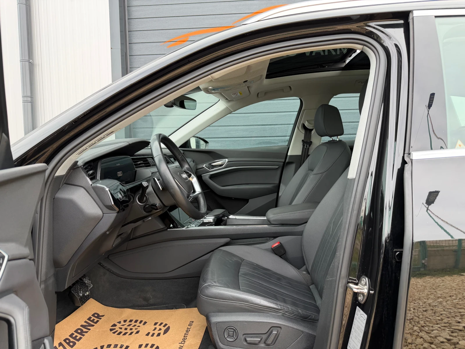 Audi E-Tron 50 Quattro 2019 Launch edition  | Mobile.bg � ����������� 11