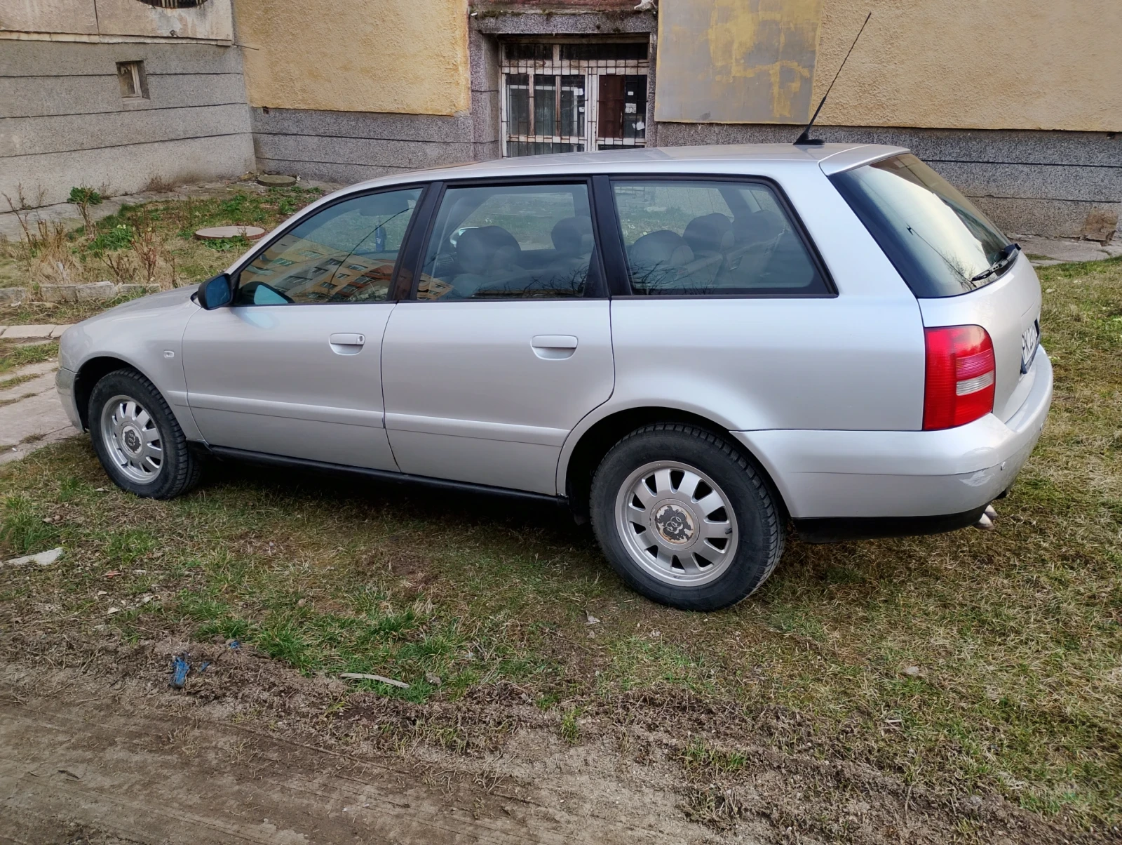 Audi A4, снимка 13 - Автомобили и джипове - 53715416