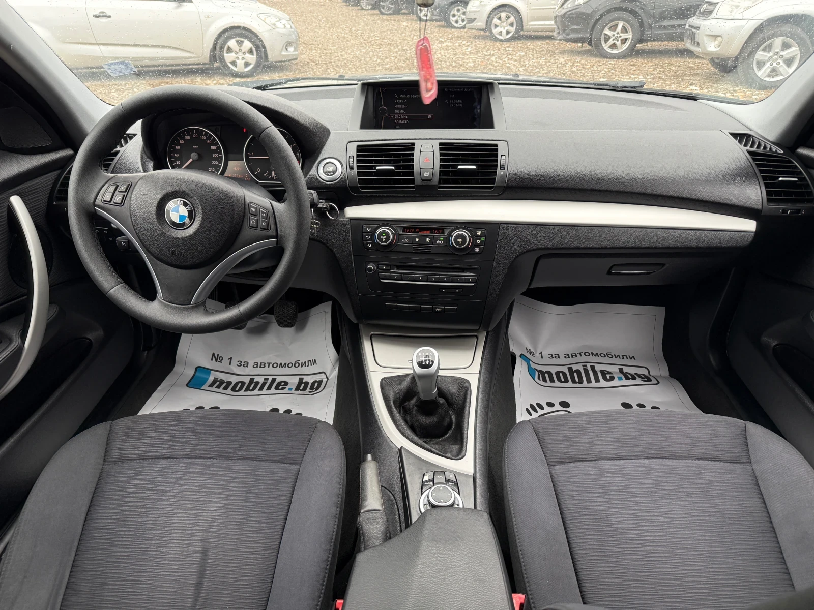 BMW 118 2.0 D, снимка 10 - Автомобили и джипове - 53910632