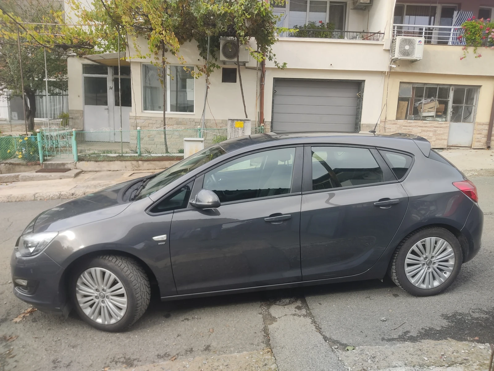 Opel Astra 1.6, снимка 4 - Автомобили и джипове - 53976491