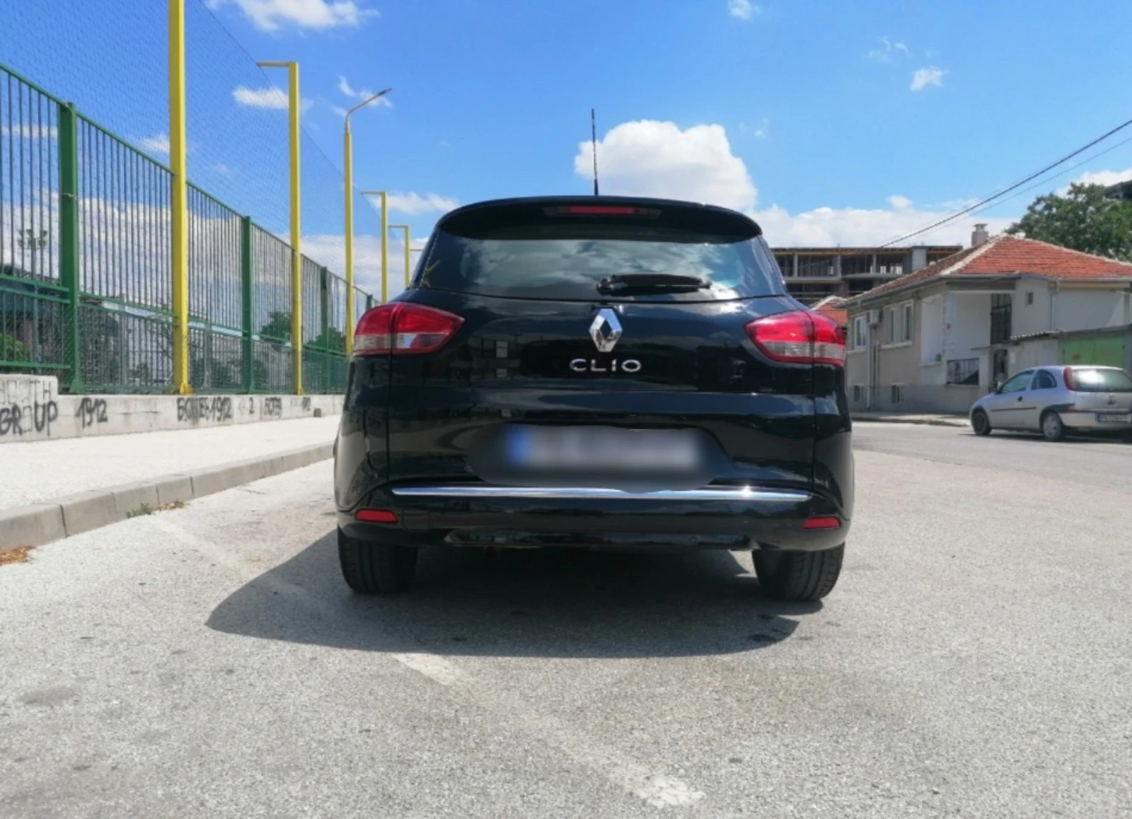 Renault Clio, снимка 2 - Автомобили и джипове - 54115717