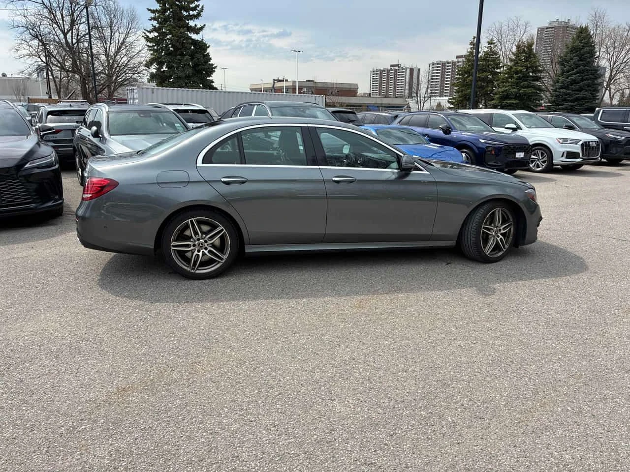 Mercedes-Benz E 400 * CARFAX * ЦЕНА ДО БГ, снимка 4 - Автомобили и джипове - 54229224