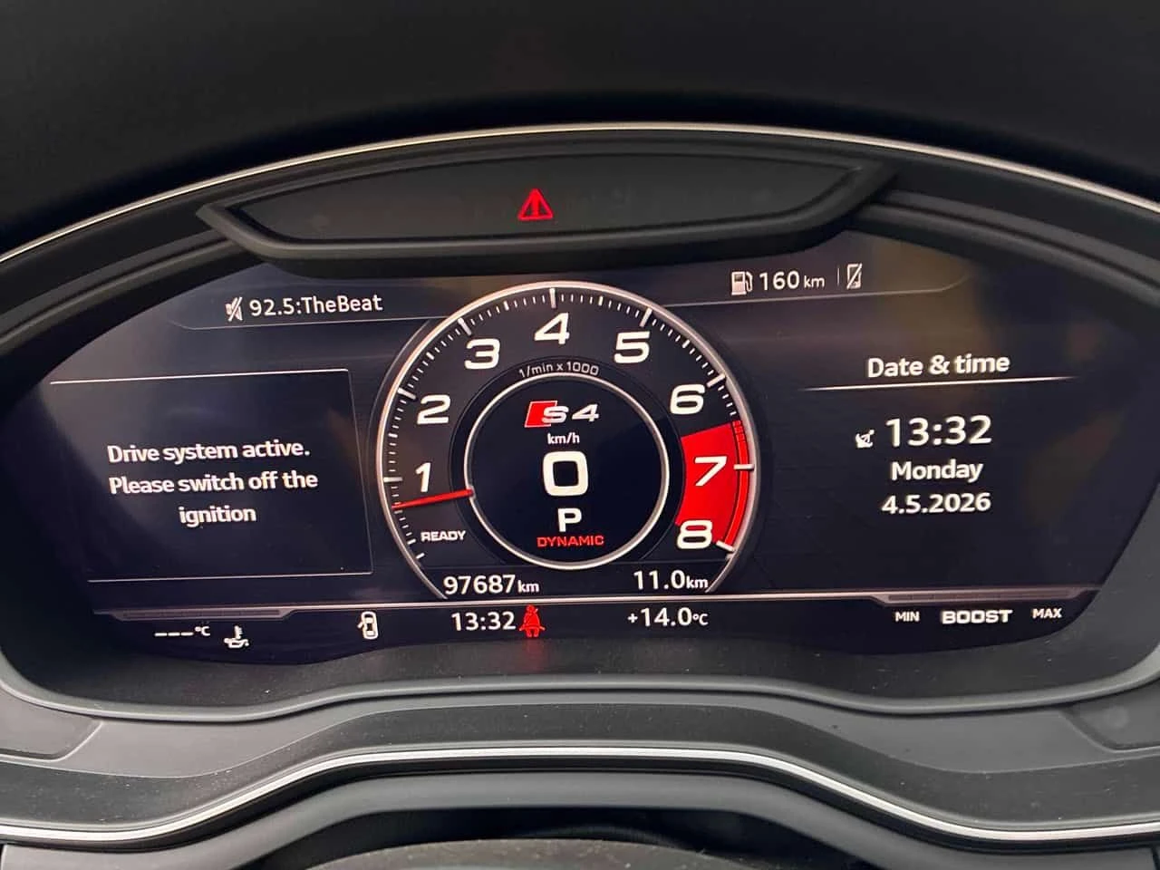 Audi S4 Progressiv/ШИБИДАХ/ДИСТРОНИК/360/ГУМИ+ ДЖАНТИ , снимка 8 - Автомобили и джипове - 54417338