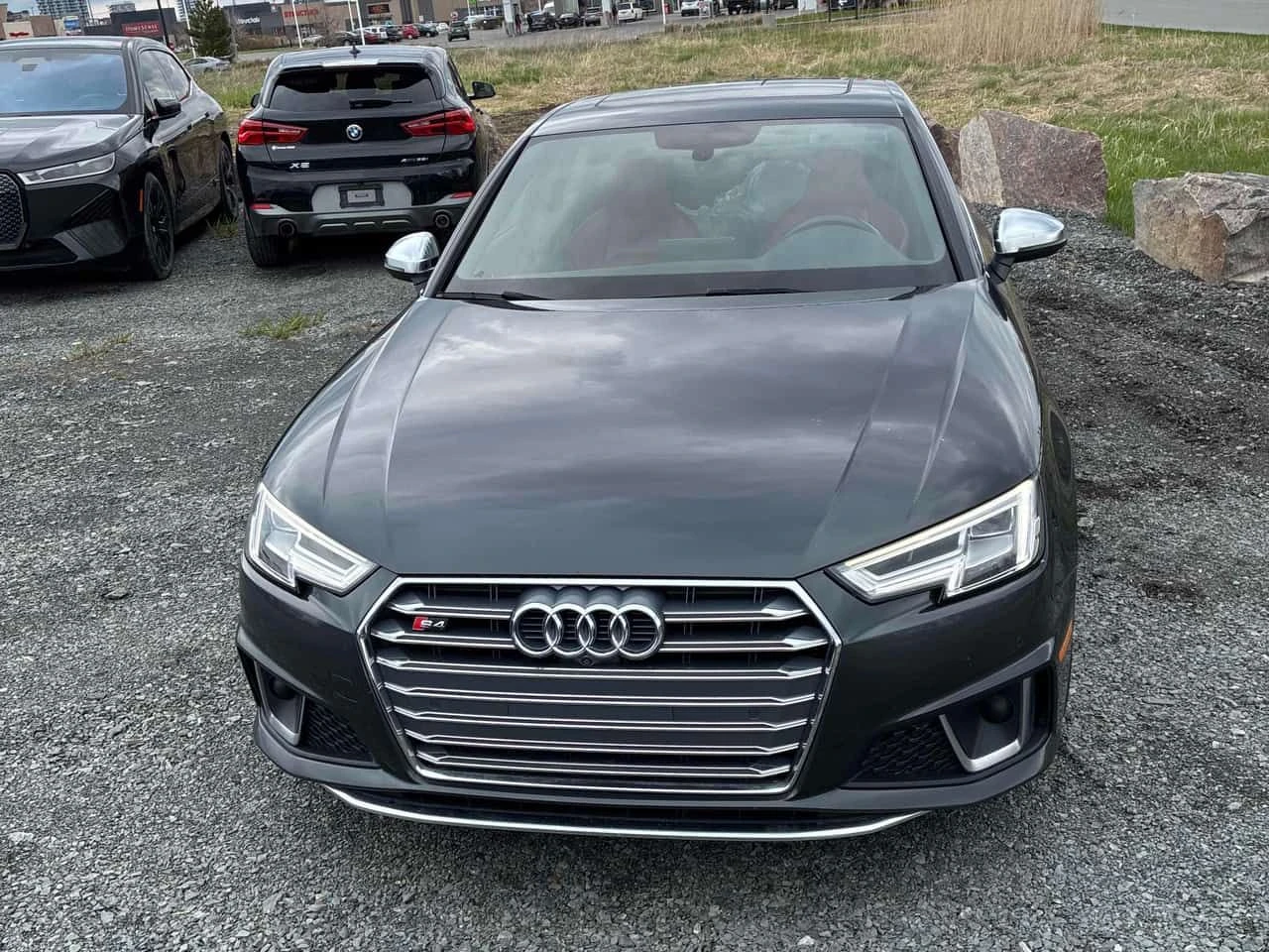 Audi S4 Progressiv/ШИБИДАХ/ДИСТРОНИК/360/ГУМИ+ ДЖАНТИ , снимка 2 - Автомобили и джипове - 54417338