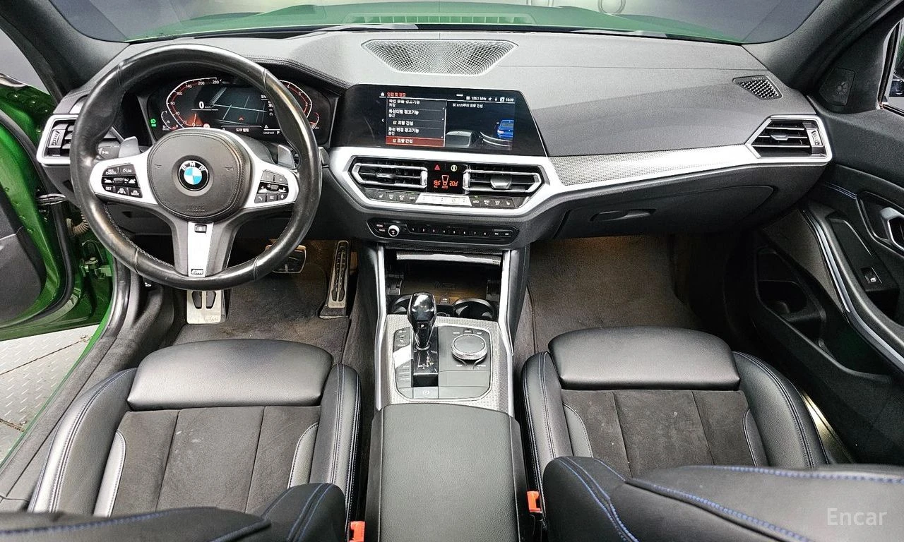 BMW 320 d M-Sport* DISTRONIC* HARMAN KARDON* 360* HEAD-UP*, снимка 10 - Автомобили и джипове - 54585755