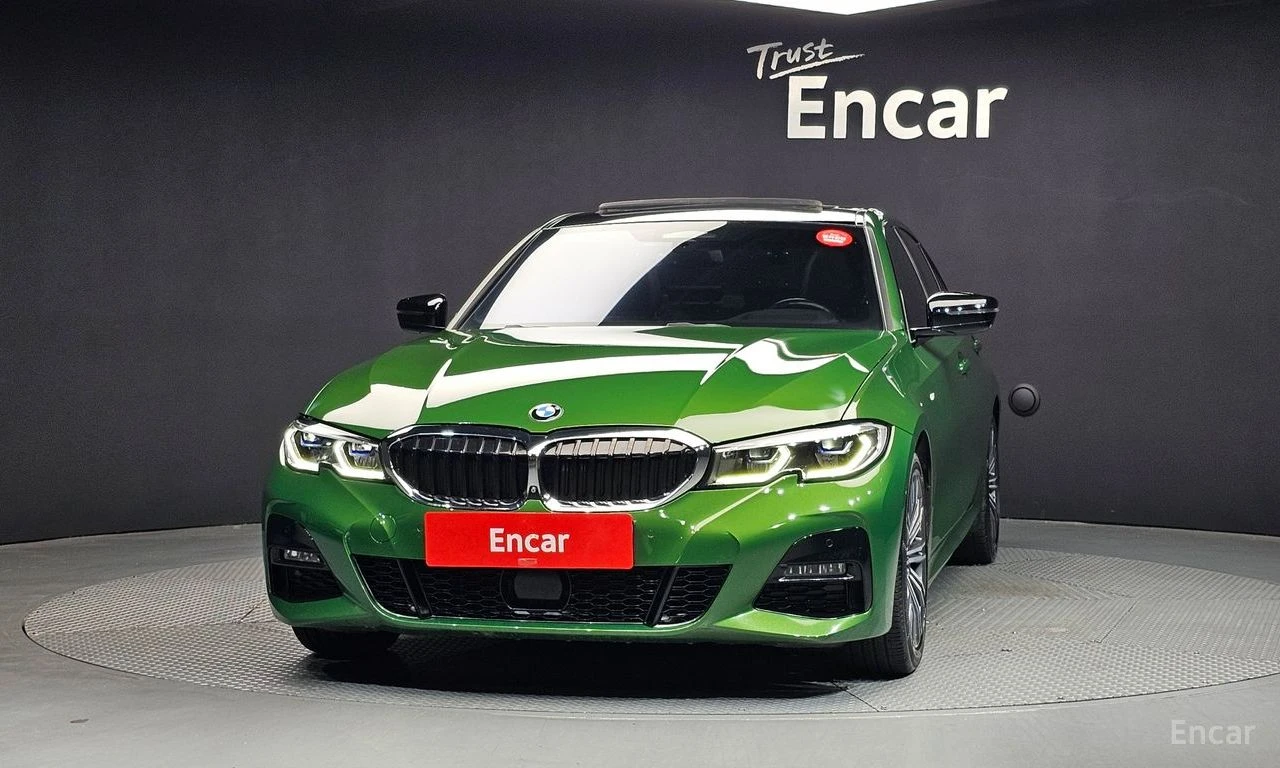 BMW 320 d M-Sport* DISTRONIC* HARMAN KARDON* 360* HEAD-UP*, снимка 2 - Автомобили и джипове - 54585755