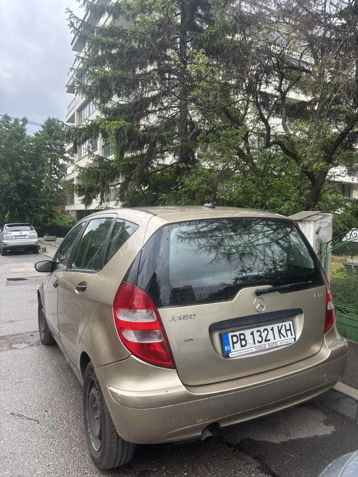 Mercedes-Benz A 180, снимка 3 - Автомобили и джипове - 54646616