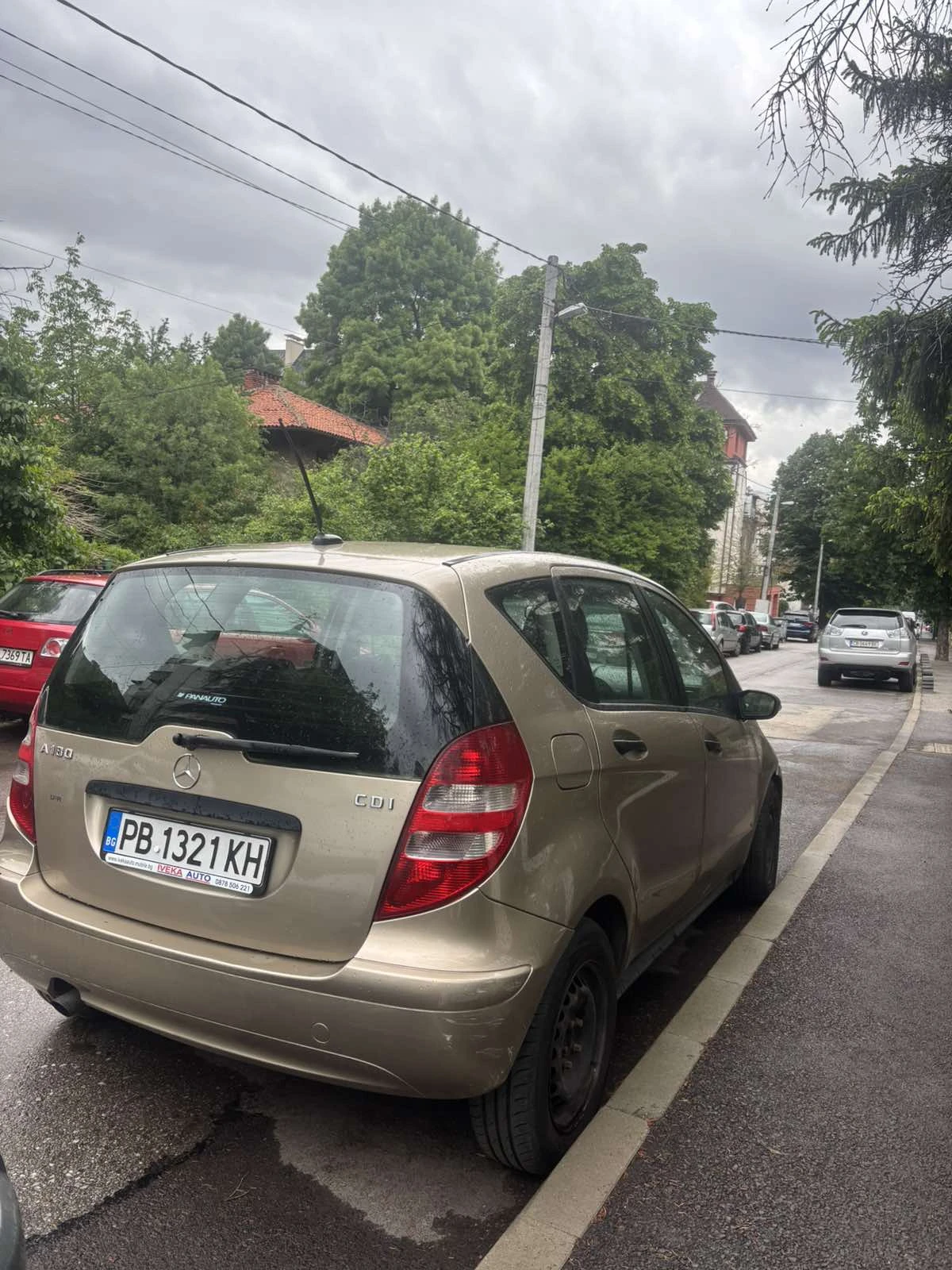 Mercedes-Benz A 180, снимка 2 - Автомобили и джипове - 54646616