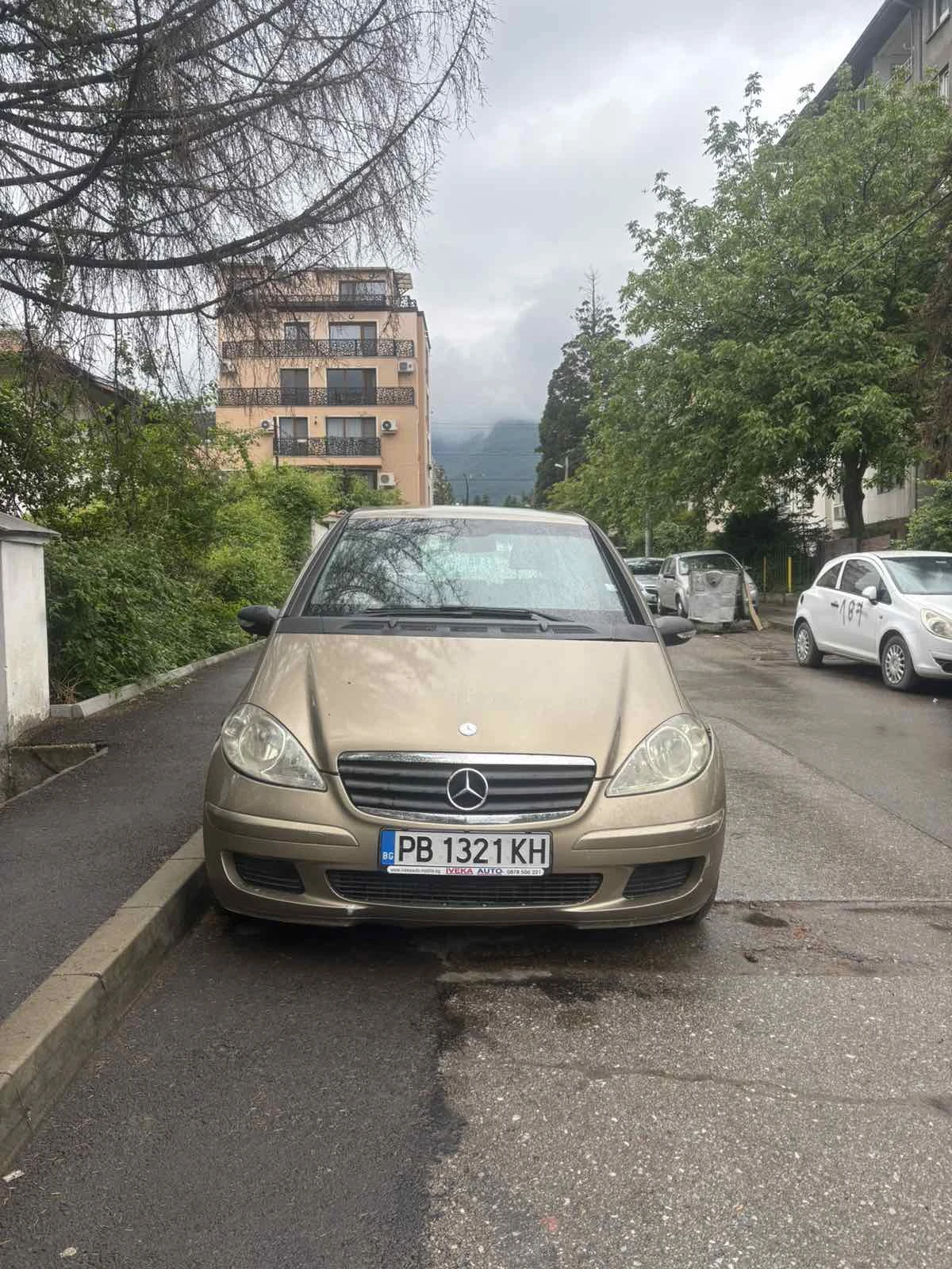 Mercedes-Benz A 180