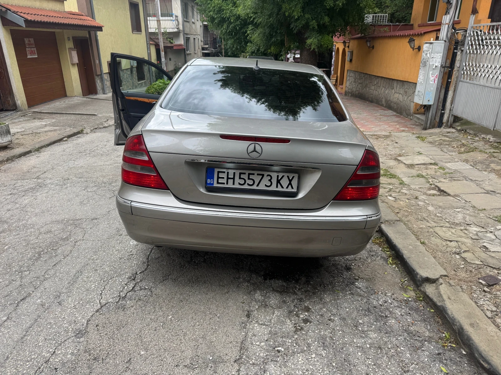 Mercedes-Benz E 280, снимка 8 - Автомобили и джипове - 54901034