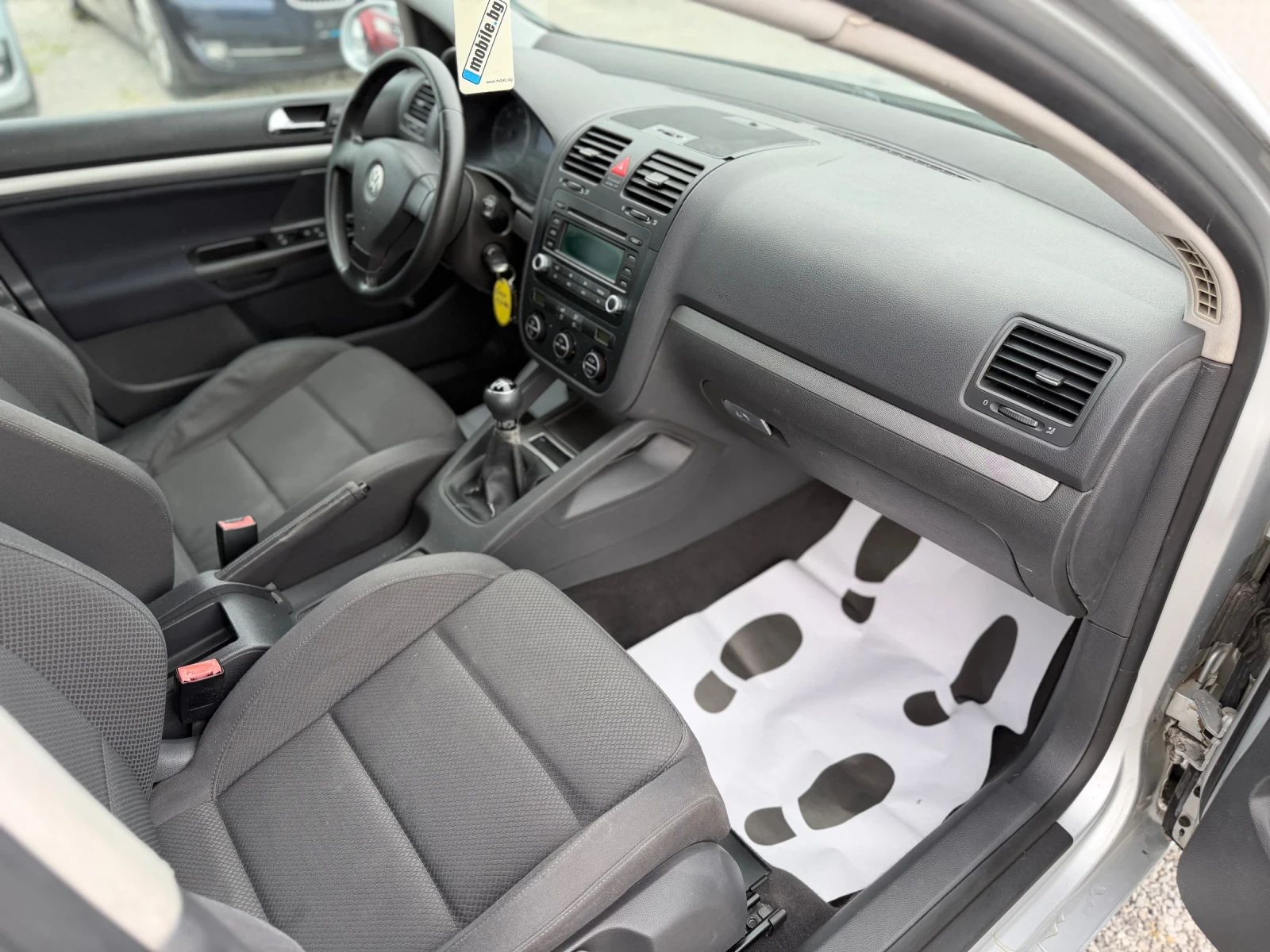 VW Golf 2.0TDI, снимка 9 - Автомобили и джипове - 54947900