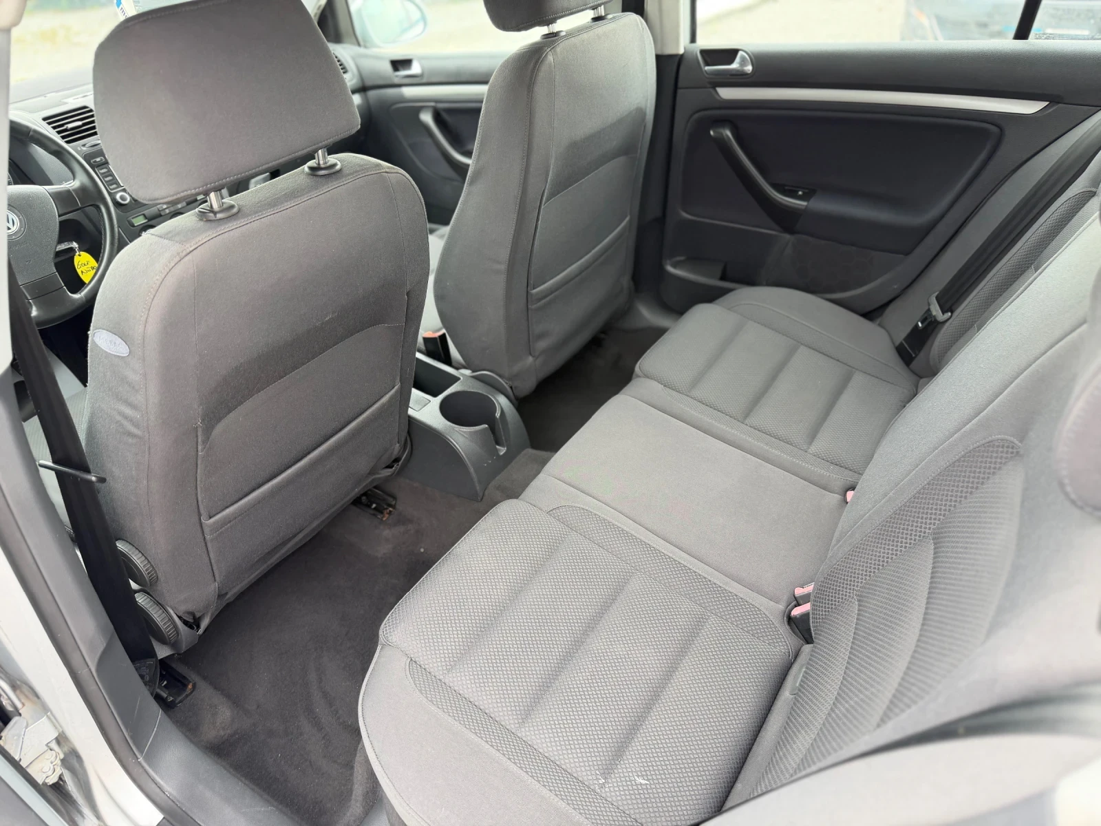 VW Golf 2.0TDI, снимка 11 - Автомобили и джипове - 54947900