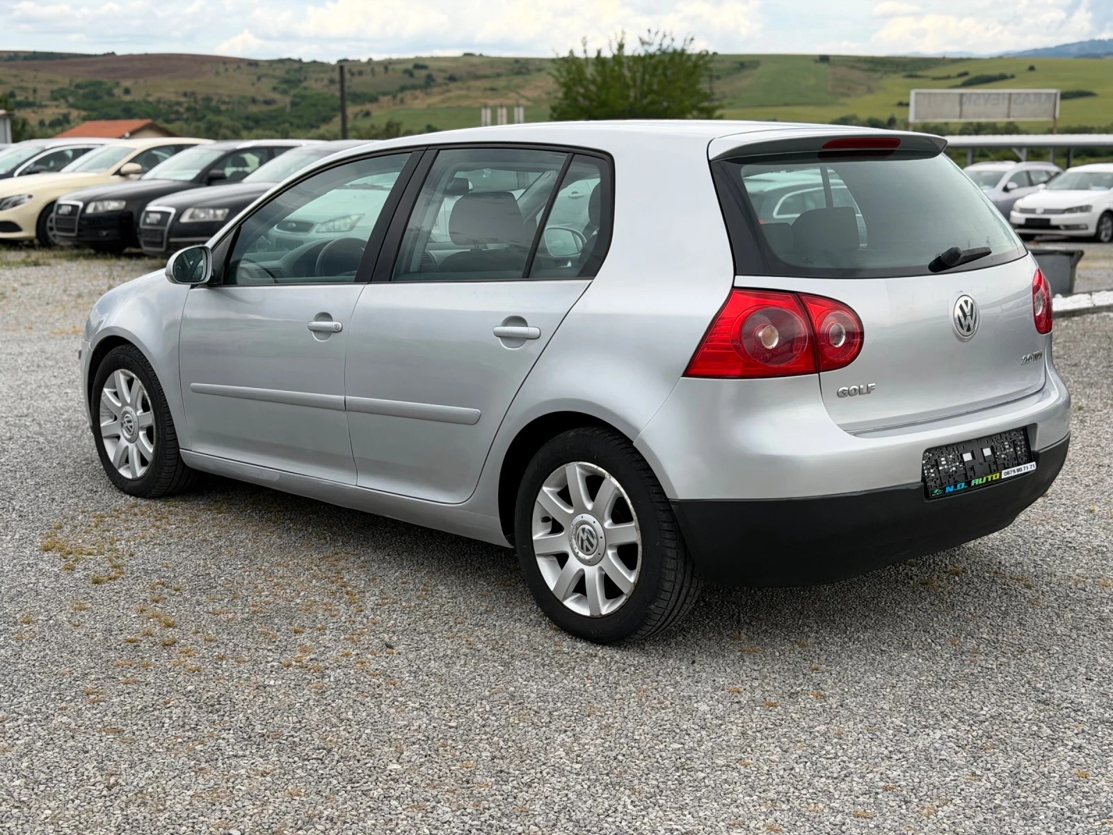 VW Golf 2.0TDI, снимка 5 - Автомобили и джипове - 54947900