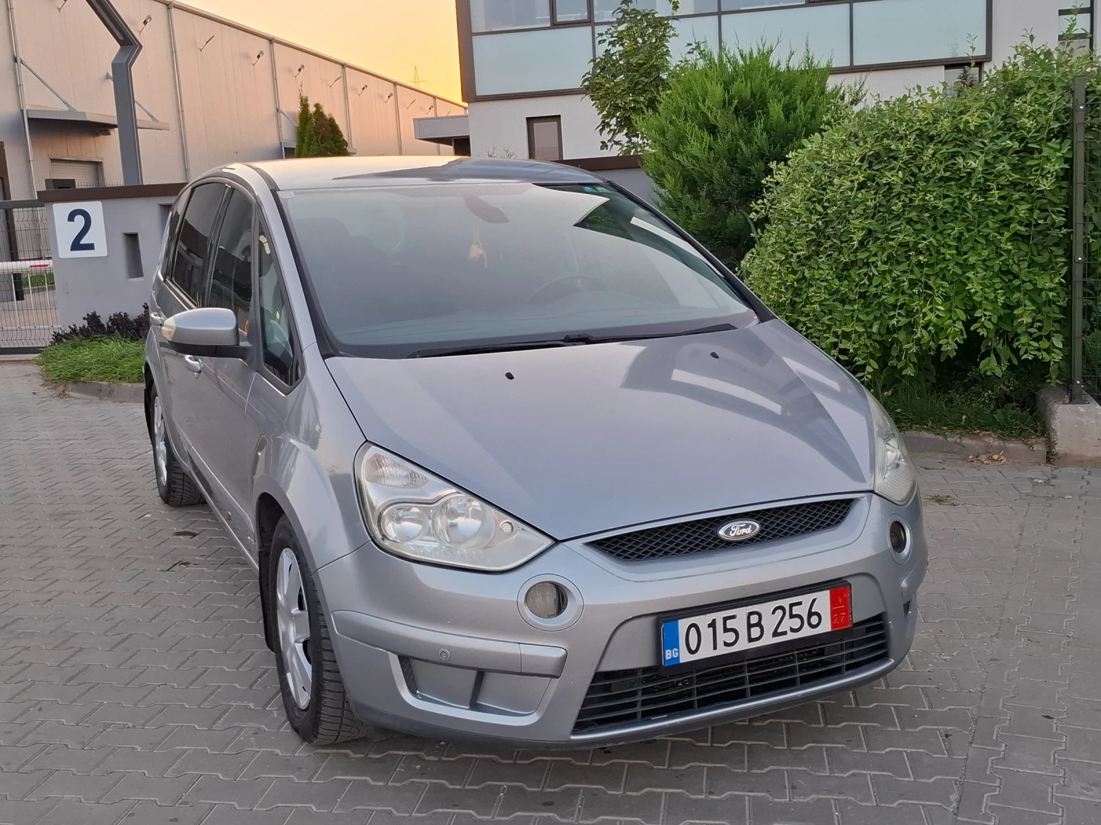 Ford S-Max 2.0TDCI* (140кс)* 7-МЕСТЕН* HOB BHOC* , снимка 8 - Автомобили и джипове - 55695450