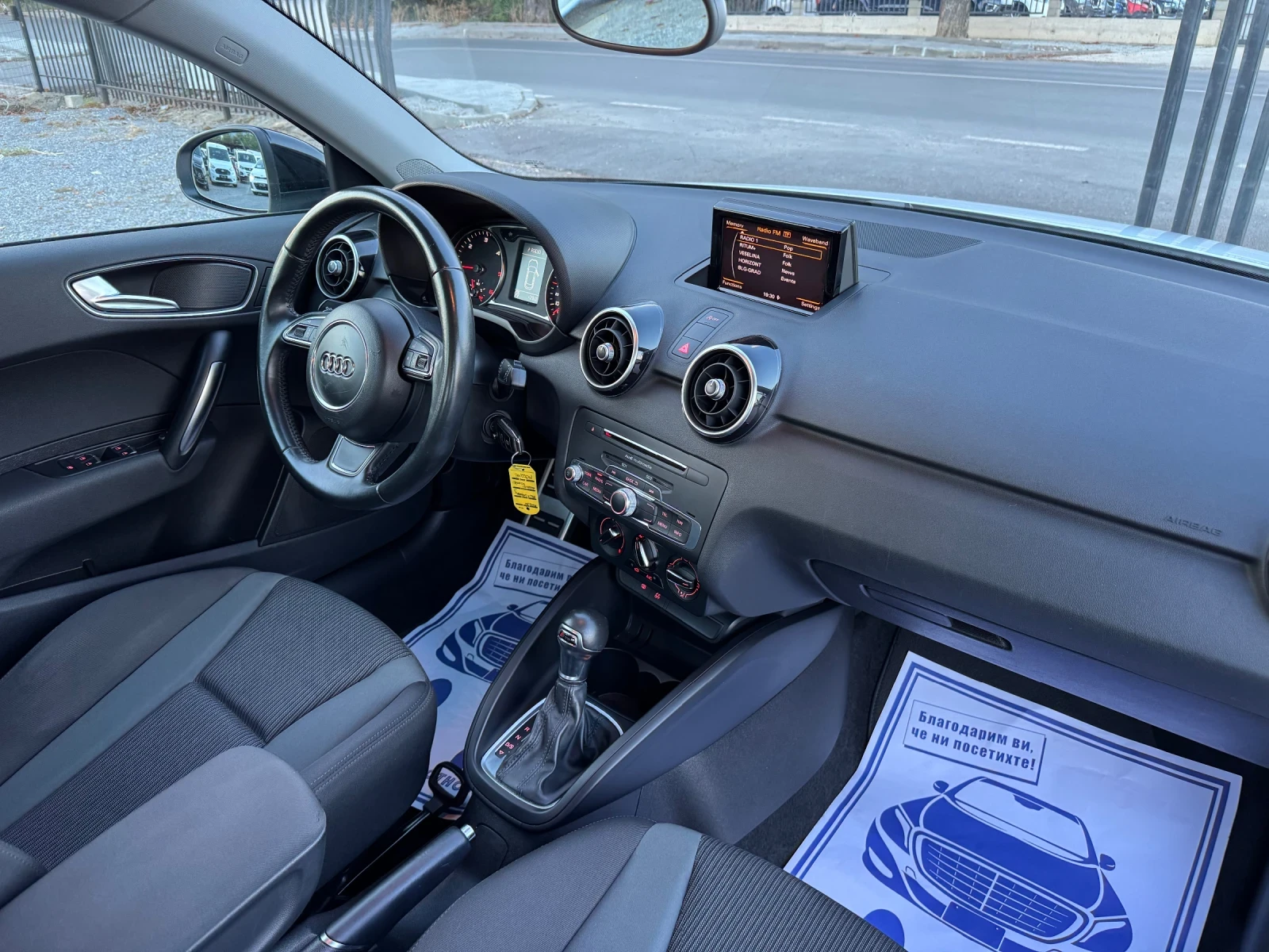 Audi A1 1.6TDI AUTOMATIC Face!! NAVI!! LED!!!, снимка 13 - Автомобили и джипове - 56011297