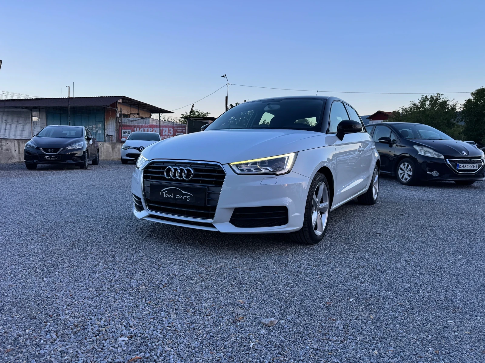 Audi A1 1.6TDI AUTOMATIC Face!! NAVI!! LED!!!