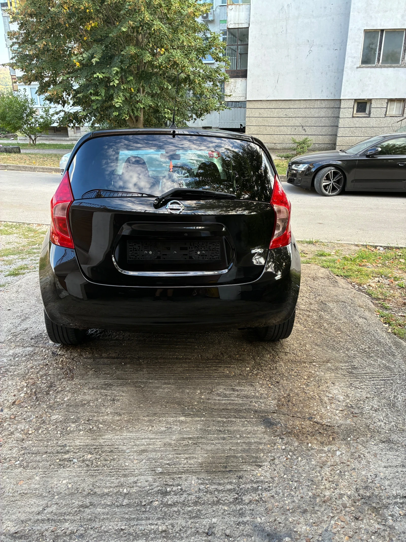 Nissan Note 1.2i/avtomatik/navi., снимка 6 - Автомобили и джипове - 56156250