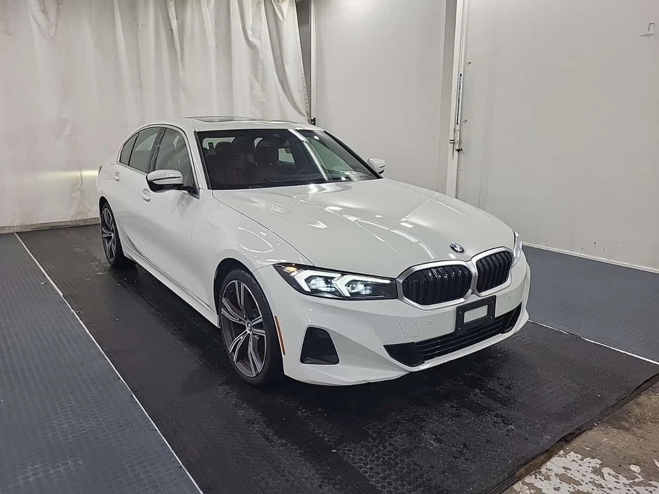 BMW 330 * XDRIVE * CARFAX * От BMW * , снимка 2 - Автомобили и джипове - 56219425