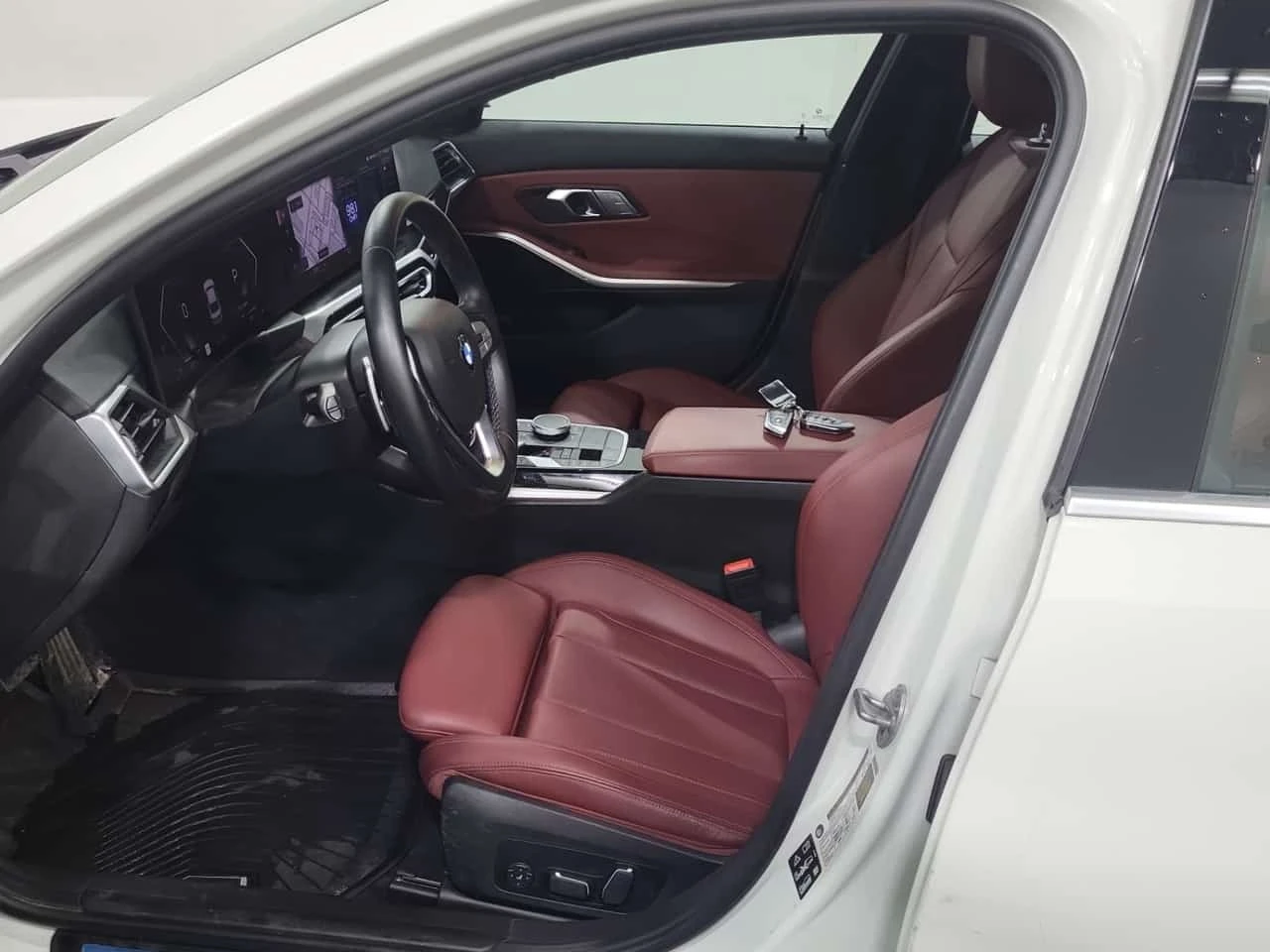 BMW 330 * XDRIVE * CARFAX * От BMW * , снимка 10 - Автомобили и джипове - 56219425