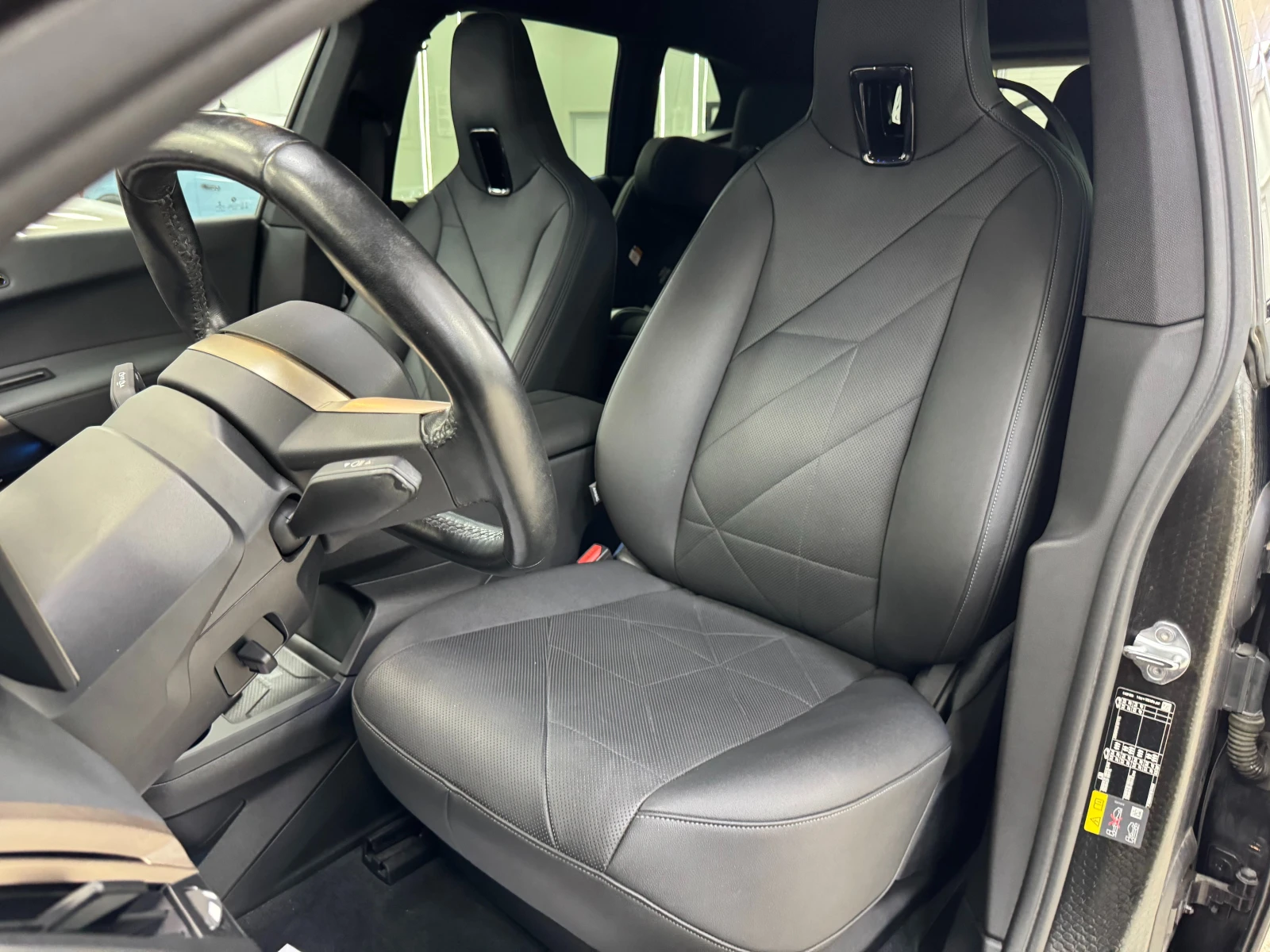 BMW iX xDrive40| ПАНО| LaserMatrix| 4WS| HUD| H/K, снимка 14 - Автомобили и джипове - 56234899