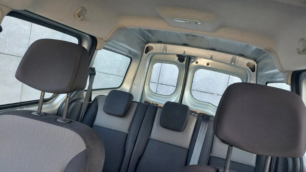 Renault Kangoo ZE 33 Maxi Electric, снимка 16 - Автомобили и джипове - 56562429