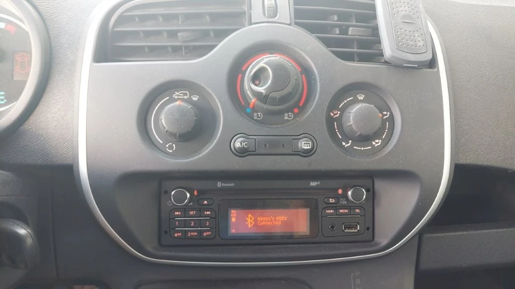 Renault Kangoo ZE 33 Maxi Electric, снимка 11 - Автомобили и джипове - 56562429