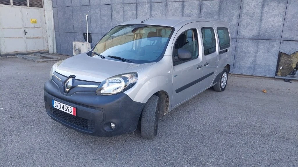 Renault Kangoo ZE 33 Maxi Electric, снимка 2 - Автомобили и джипове - 56562429