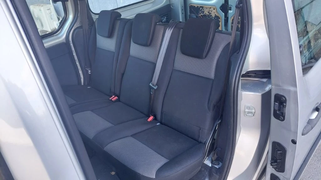 Renault Kangoo ZE 33 Maxi Electric, снимка 14 - Автомобили и джипове - 56562429