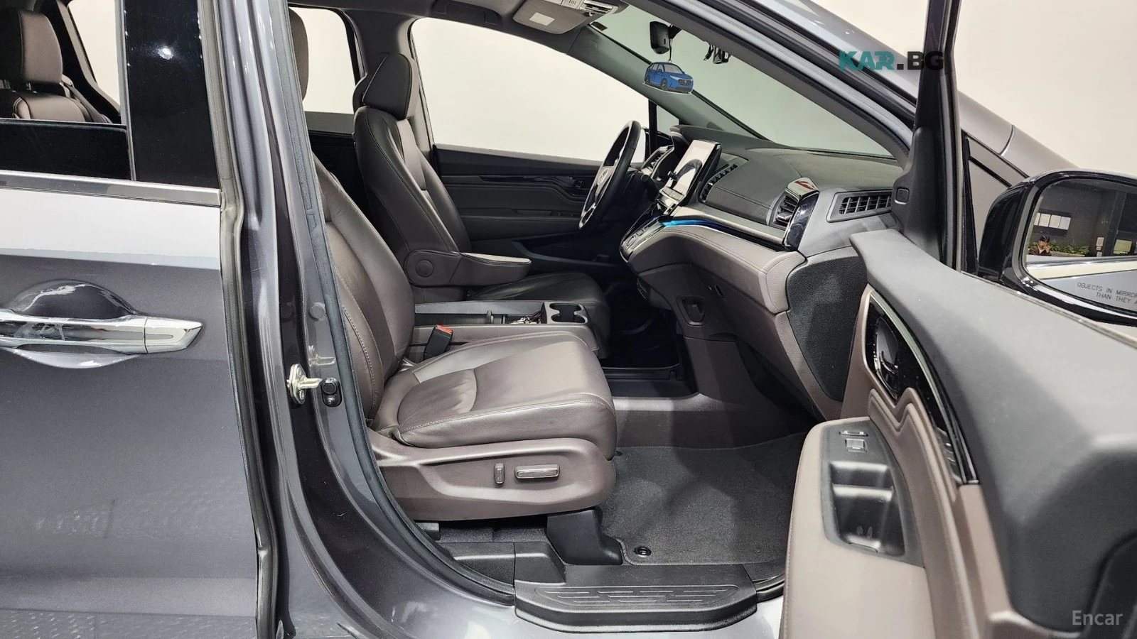 Honda Odyssey * * Lane assist* * Camera* * Distronic* * Memory* , снимка 11 - Автомобили и джипове - 56702528